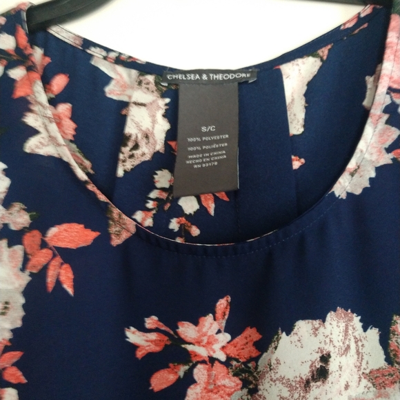 Flower blouse - Picture 3 of 3